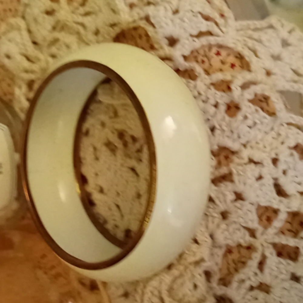 Vintage bangle bracelet